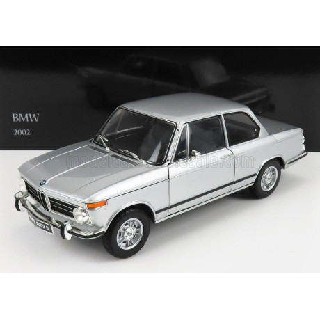 KYOSHO BMW 2002Tii 1972 - SILVER 1/18