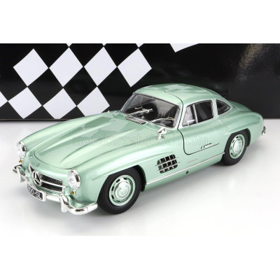 MINICHAMPS MERCEDES BENZ 300SL COUPE (W198) 1955 - GREEN 1/18