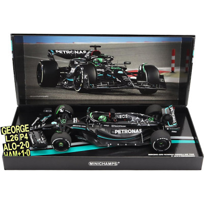 MINICHAMPS MERCEDES GP F1 W14 TEAM MERCEDES-AMG PETRONAS FORMULA ONE N 63 7th BAHRAIN GP WITH PIT BOARD 2023 GEORGE RUSSEL - MAT