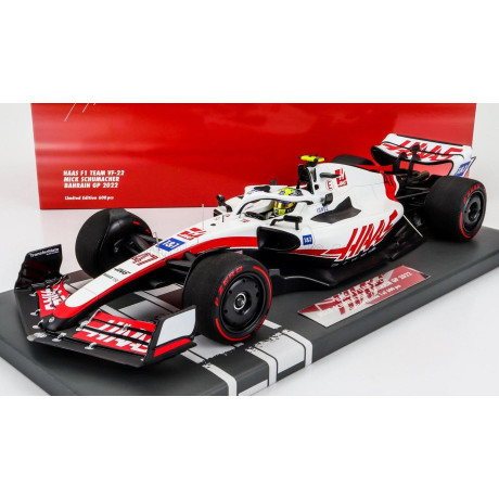 MINICHAMPS HAAS F1  VF-22 FERRARI TEAM HAAS N 47 BAHRAIN GP 2022 MICK SCHUMACHER - WHITE BLACK RED 1/18