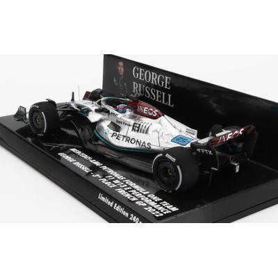 MINICHAMPS MERCEDES GP F1 W13E TEAM MERCEDES-AMG PETRONAS F1 N 63 3rd FRANCE GP 2022 GEORGE RUSSEL - SILVER GREEN 1/43