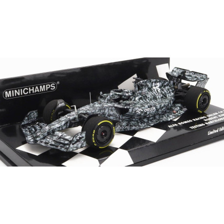 MINICHAMPS ALFA ROMEO F1  C42 TEAM ORLEN RACING N 88 TEST BARCELONA 2022 ROBERT KUBICA - WHITE BLACK 1/43