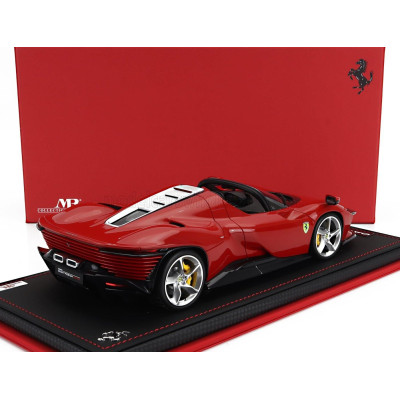 MR MODELS FERRARI DAYTONA SP3 2022 - CON VETRINA - WITH SHOWCASE - ROSSO CORSA - RED 1/18