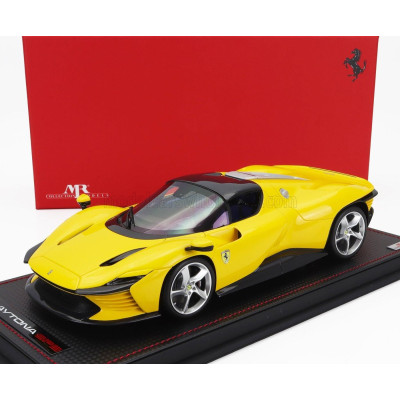 MR MODELS FERRARI DAYTONA SP3 2022 - CON VETRINA - WITH SHOWCASE - GIALLO MODENA - YELLOW 1/18