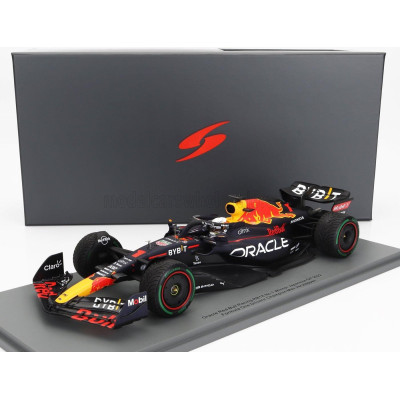 SPARK MODEL RED BULL F1  RB18 TEAM ORACLE RED BULL RACING N 1 WINNER JAPAN GP WITH PIT BOARD WORLD CHAMPION 2022 MAX VERSTAPPEN