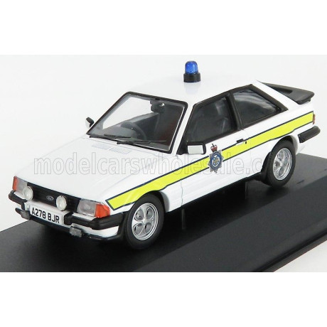 VANGUARDS FORD ENGLAND ESCORT MKIII XR3i POLICE 1990 - WHITE YELLOW 1/43