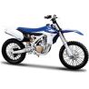 1:12 méretarányú modell motocross motorkerékpár Maisto 13021 Yamaha YZ450F 2013 nem csak a gyűjtők számára. Részletes kivitelezés, nagyon kedvező ár, hossza kb. 16 cm.