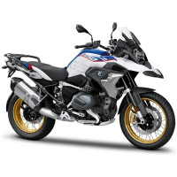 1:12 méretarányú modell egy közúti motorkerékpár Maisto 20100 BMW R 1250 GS nem csak a gyűjtők számára. Részletes kivitelezés, nagyon kedvező ár, hossza kb. 17 cm.