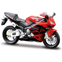 1:18 méretarányú modell egy közúti motorkerékpár Maisto 03141 CBR600RR nem csak a gyűjtők számára. Részletes kivitelezés, nagyon kedvező ár, hossza kb. 12 cm.