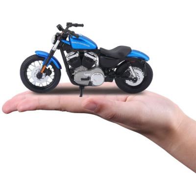 Maisto Harley-Davidson XL 1200N Nightster 2012 1:18
