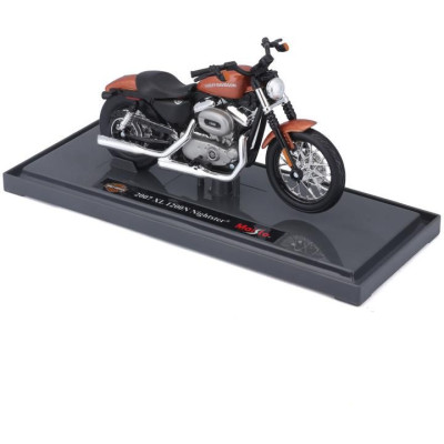 Maisto Harley-Davidson XL 1200N Nightster 2007 1:18