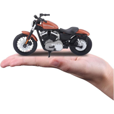 Maisto Harley-Davidson XL 1200N Nightster 2007 1:18