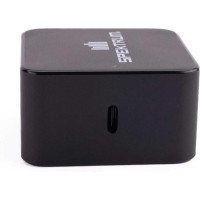 Nagy teljesítményű, univerzális USB-C Spektrum hálózati adapter akár 65W-os teljesítménnyel. Az adapter megbízható áramellátást biztosít USB töltők és más eszközök számára. A Gallium-nitrid tranzisztorok használata biztosítja a nagy hatékonyságot, miközben a kis kompakt méret megmarad.