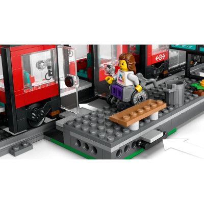 LEGO City - Tramvaj a zastávka v centru města
