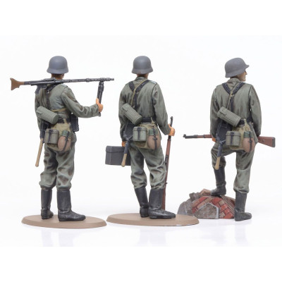 Tamiya 32602 WWII Wehrmacht Infantry Set 1/48
