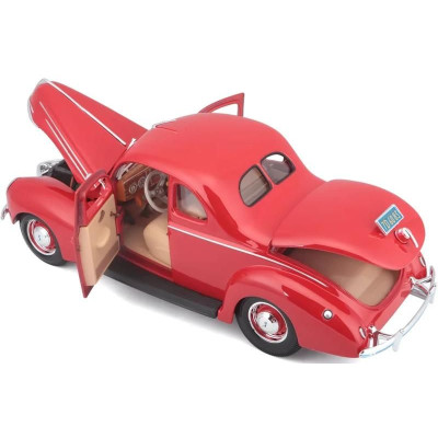 Maisto Ford Deluxe Coupe 1939 1:18 červená