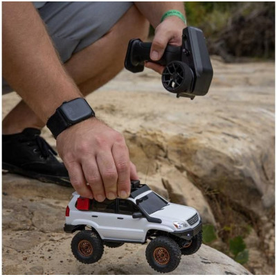 Axial SCX24 Lexus GX 470 1:24 4WD RTR černý