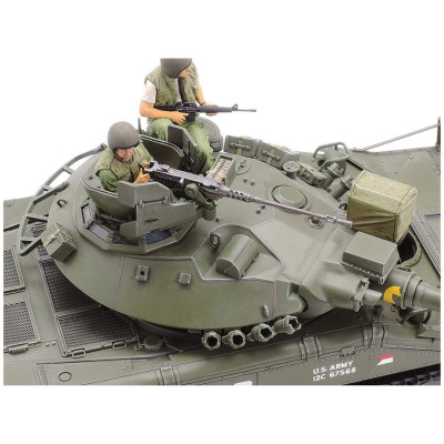 Tamiya 35365 M551 Sheridan Vietnam War 1:35