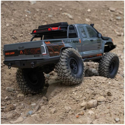 Axial SCX10 III Base Camp 4WD 1:10 RTR šedý
