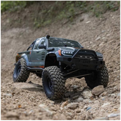 Axial SCX10 III Base Camp 4WD 1:10 RTR šedý