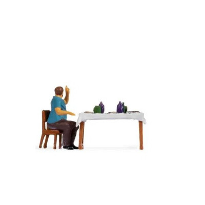 NOCH 10401 Nevesta a ženích H0