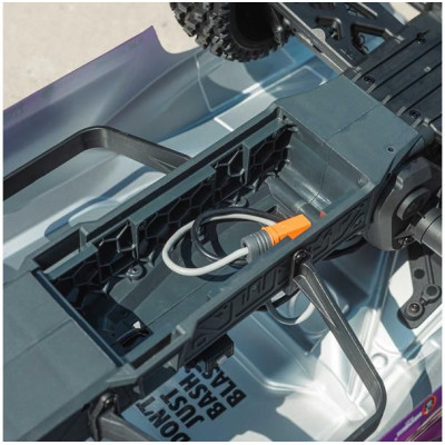 Arrma Fury 223S BLX 2WD 1:10 RTR DSC fialová