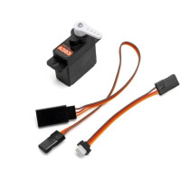 Az E-flite P-51D Mustang 1.0m RC modelljének alkatrésze: Spektrum servo A383 Digital MG. Digitális szervomotor fém fogaskerekekkel. Nyomaték 3,7 kg·cm, sebesség 0,07 s/60°. Tápegység 5-9 V. Tömeg 17 g.