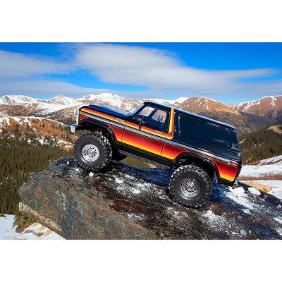 Traxxas TRX-4 Ford Bronco 1979 1:10 RTR červené