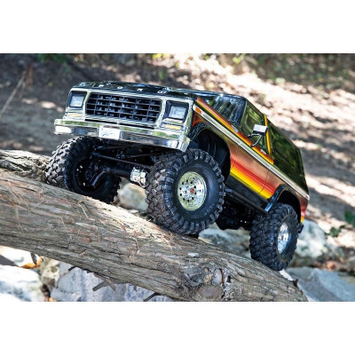 Traxxas TRX-4 Ford Bronco 1979 1:10 RTR červené