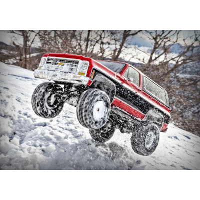 Traxxas TRX-4 Chevrolet K5 Blazer 1979 1:10 RTR černá