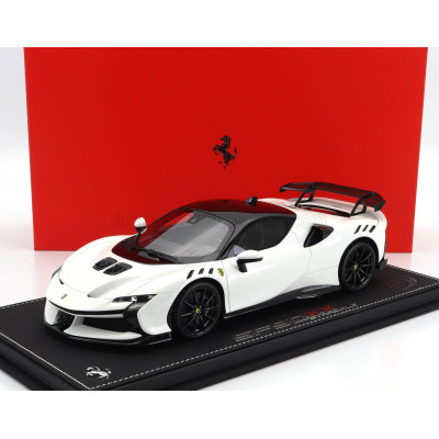 BBR MODELS FERRARI SF90 XX STRADALE 2024 - CON VETRINA - WITH SHOWCASE - BIANCO CERVINO - WHITE BLACK 1/18