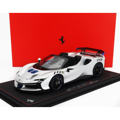 BBR MODELS FERRARI SF90 XX STRADALE SPIDER 2024 - CON VETRINA - WITH SHOWCASE - ARGENTO NURBURGRING - SILVER BLUE 1/18