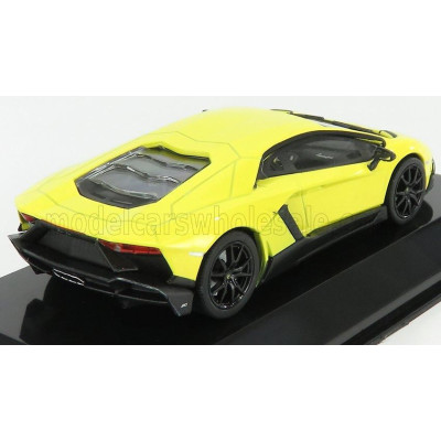 EDICOLA LAMBORGHINI AVENTADOR LP720-4 50th ANNIVERSARY 2013  - CON VETRINA - WITH SHOWCASE - YELLOW 1/43