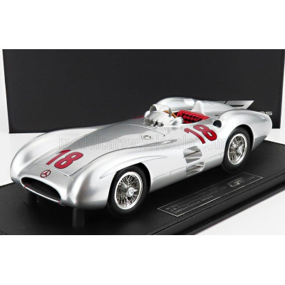 GP REPLICAS MERCEDES BENZ F1  W196R STREAMLINERS N 18 WINNER FRANCE GP JUAN MANUEL FANGIO 1954 WORLD CHAMPION - CON VETRINA - WI