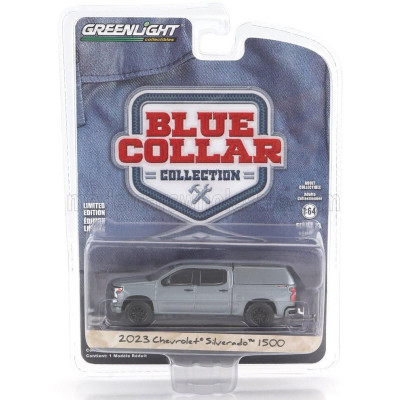 GREENLIGHT CHEVROLET SILVERADO 1500 SUBURBAN PICK-UP 2023 - GREY BLUE MET 1/64