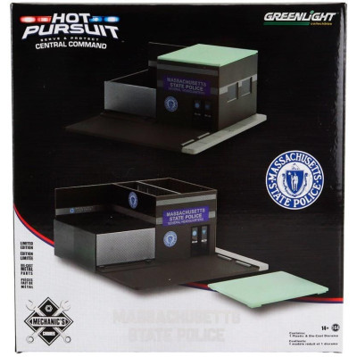 GREENLIGHT ACCESSORIES SET OFFICINA GARAGE MECHANIC'S CORNER PURSUIT CENTRAL COMMAND MASSACHUSETTS HIGHWAY PATROL STATION - BROW