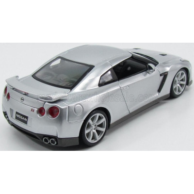 IXO MODELS NISSAN GT-R (R35) COUPE 2009 - SILVER 1/8