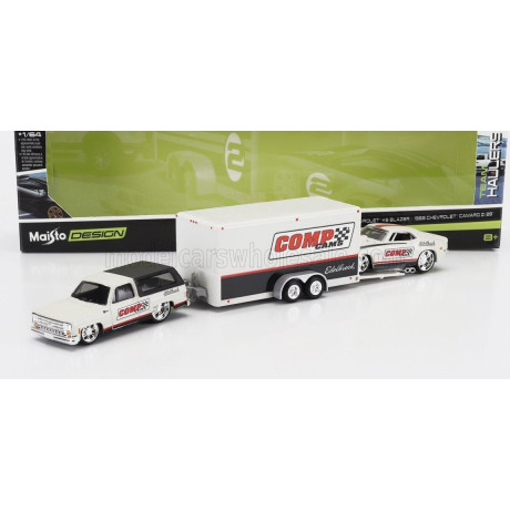 MAISTO CHEVROLET BLAZER K5 1979 WITH TRAILER CAR TRANSPORTER + CAMARO Z/28 COUPE RACING COMP CAMS 1968 - WHITE BLACK 1/64