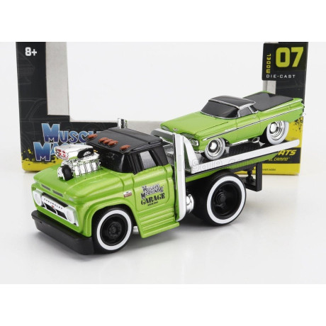 MAISTO CHEVROLET C-60 FLATBED CAR TRANSPORTER 1966 WITH CHEVROLET EL CAMINO PICK-UP CUSTOM 1959 - LIGHT GREEN MET 1/64