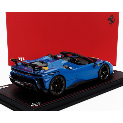 MR MODELS FERRARI SF90 XX STRADALE SPIDER 2024 - CON VETRINA - WITH SHOWCASE - AZZURRO DINO - LIGHT BLUE BLACK YELLOW 1/18