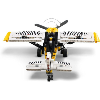 LEGO Technic - Letadlo do vzdálených oblastí