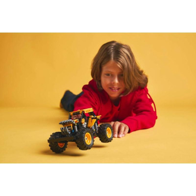 LEGO Technic - Monster Jam™ DIGatron™ s natahovacím motorem