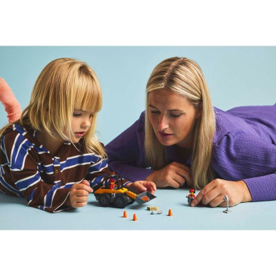 LEGO City - Žlutý kolový nakladač