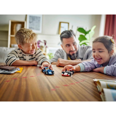 LEGO City - Závodní vozy F1® Williams Racing a Haas F1®