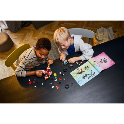 LEGO DREAMZzz - Cooperův tygří robot a Zerův hot rod