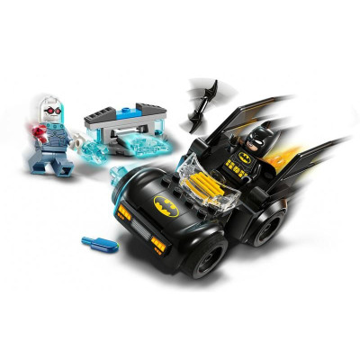 LEGO DC Batman - Batman™ a Batmobil vs. Mr. Freeze™