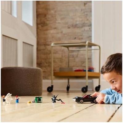 LEGO Marvel - Spider-Man vs. Venomův výkonný sporťák