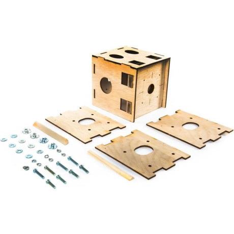 Hangar 9 lože motoru: P-47D 20cc