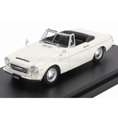 EDICOLA DATSUN FAIRLADY 2000 (SE311) CABRIOLET OPEN 1967 - WHITE 1/43