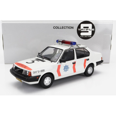 TRIPLE9 VOLVO 340 DL DUTCH POLICE RIJKSPOLITIE 1987 - WHITE ORANGE 1/18